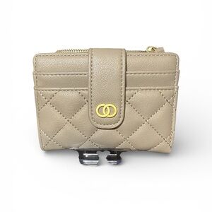 Gray Quilted Wallet (Unbranded) - Like New